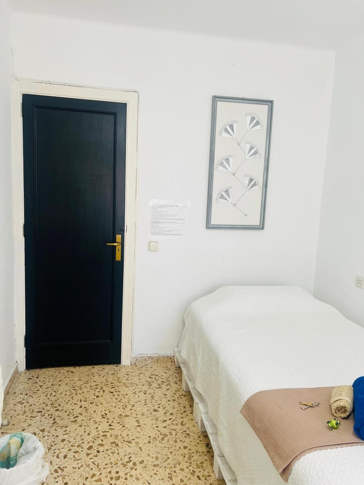 Apartamento Habitacion Rustica En Para Una Sola Persona En Casa Familiar